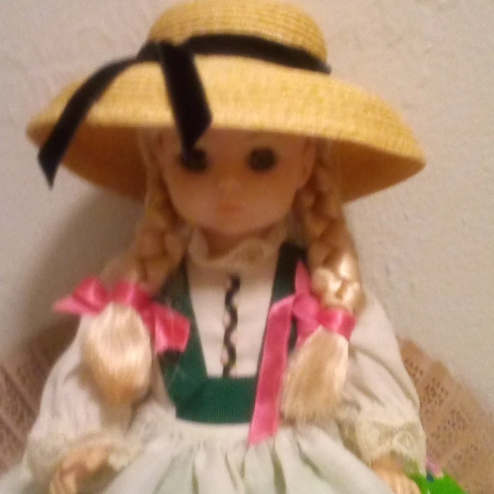 Madame Alexander Heidi Doll